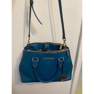 Michael Kors Satchel & Tote